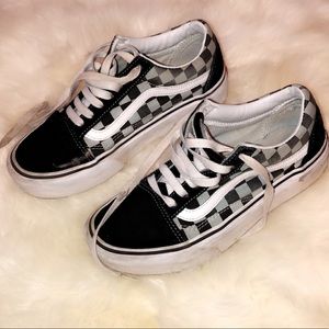 ♡ limited edition blue vans & your choice of laces